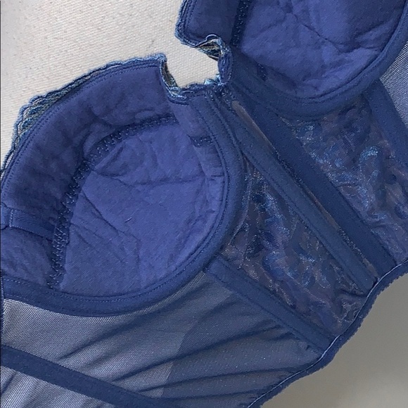 Enchanted Princess Embroidered Bustier Corset - Picture 4 of 4